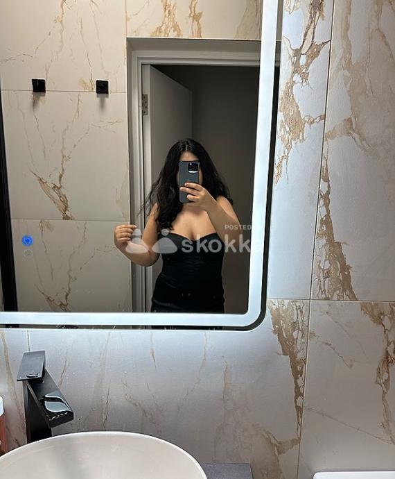 Iranian escort 25 years old. No bareback, no anal.